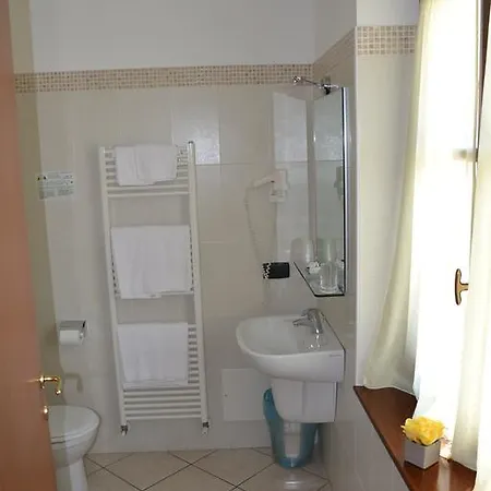 Le Palafitte Pensión Bardolino