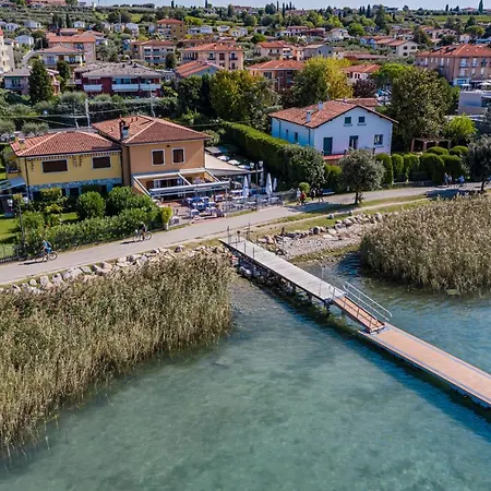 Le Palafitte 3* باردولينو